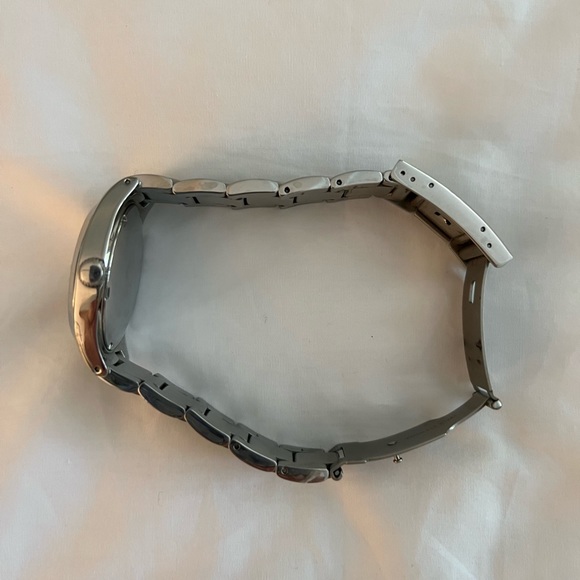 FOSSIL WATCH - Picture 3 of 5